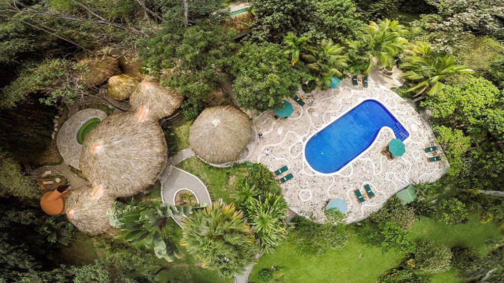 The Lodge & Spa At Pico Bonito El Pino ภายนอก รูปภาพ