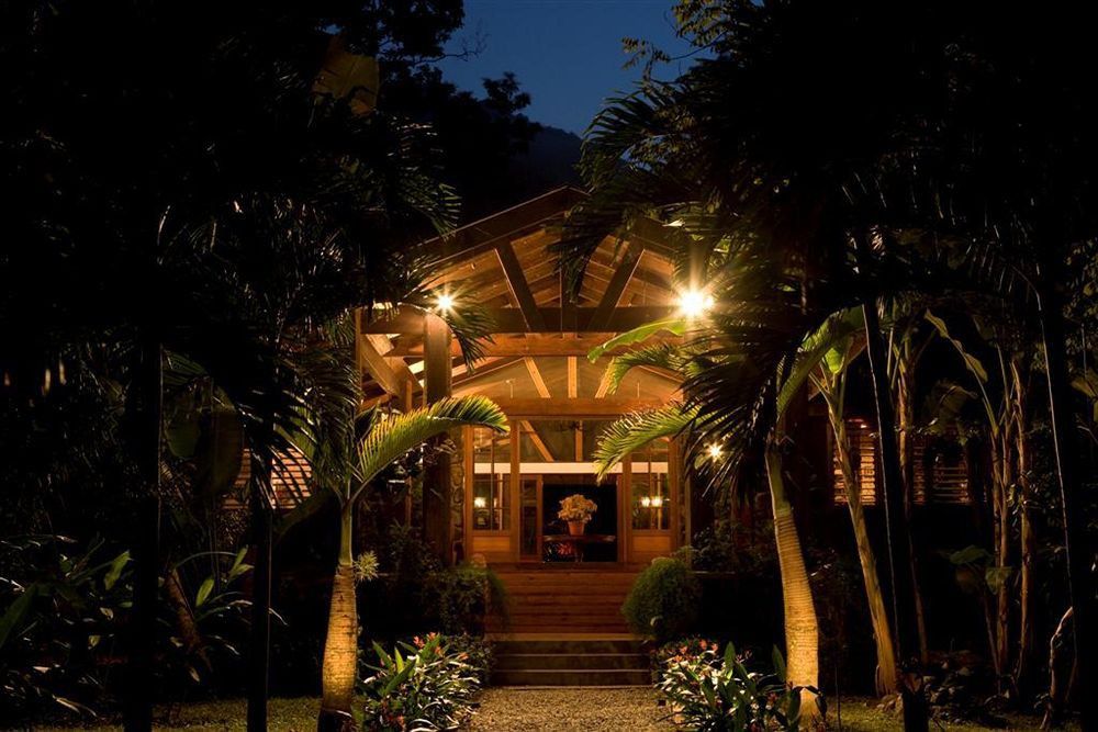The Lodge & Spa At Pico Bonito El Pino ภายนอก รูปภาพ